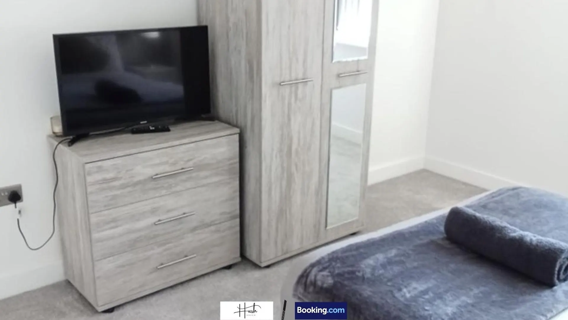 קינגסטון אפון הול 2 Bedroom Flat By Hush Haven Homes Short Lets And Serviced Accommodation Centrally Located Ideal For Contractors 0*, קינגסטון אפון הול