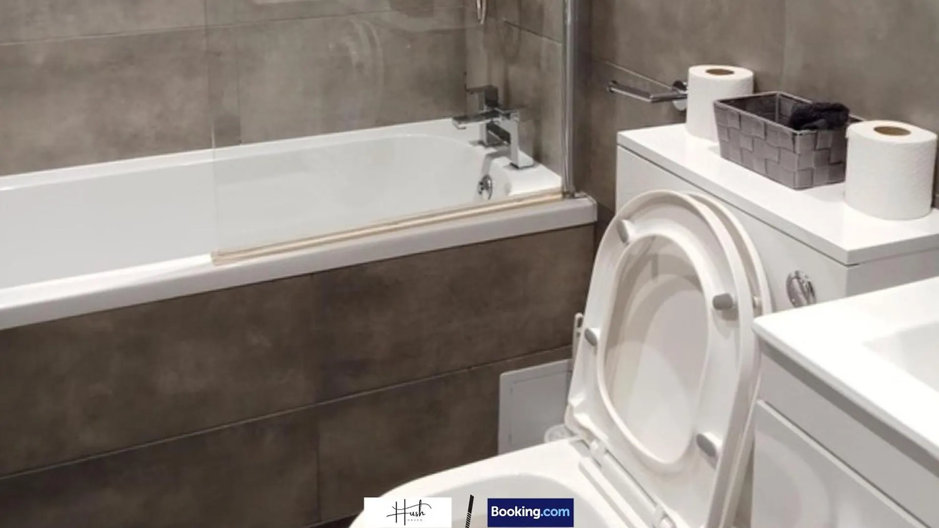 קינגסטון אפון הול 2 Bedroom Flat By Hush Haven Homes Short Lets And Serviced Accommodation Centrally Located Ideal For Contractors דירה קינגסטון אפון הול